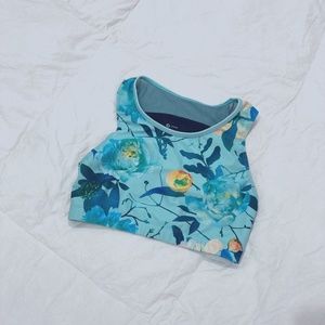 Oiselle LE Blackbird running crop